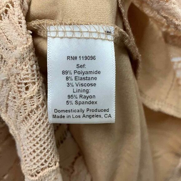 Nightcap Clothing Dress Womens XS‎ Nude Allover lace Overlay V Neck - Picture 5 of 6